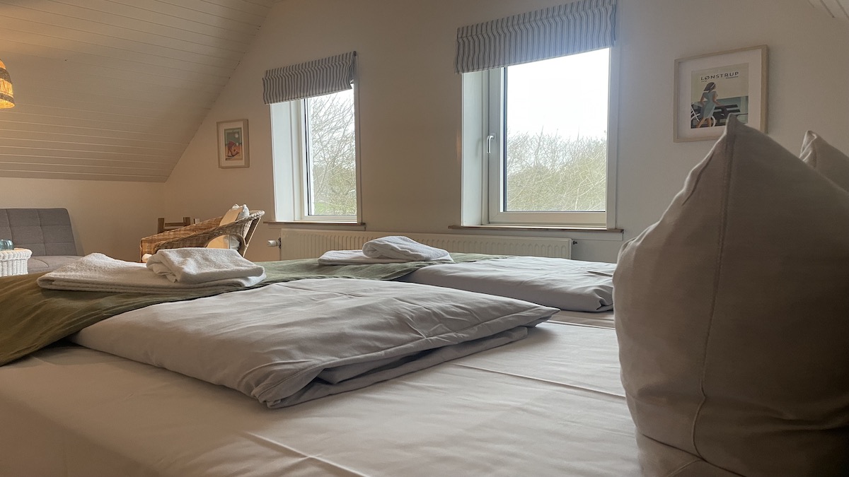 Værelser med morgenmad inkluderet Hyggelige værelser på Lønstrup Strandhotel