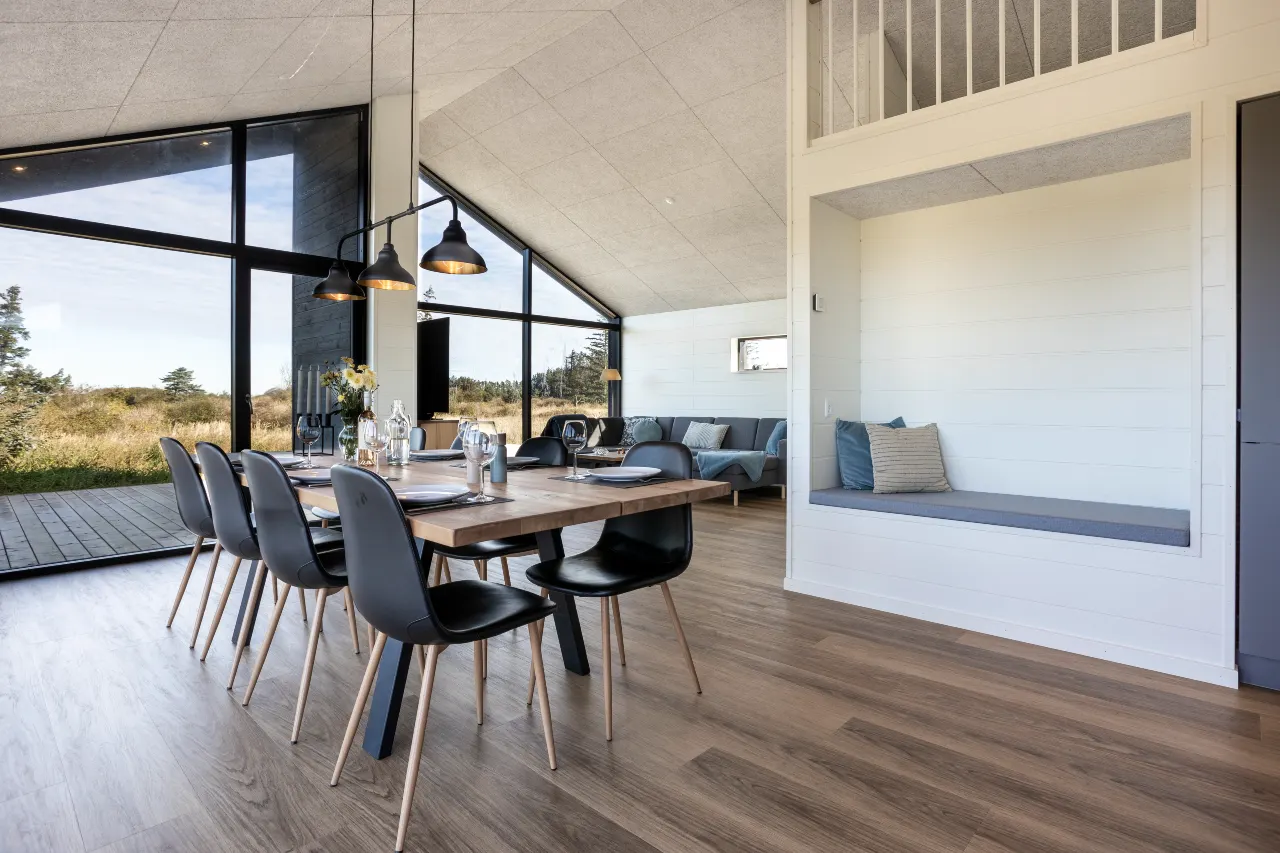 Moderne feriehus i klitterne med panoramaudsigt Moderne feriehus i klitterne med panoramaudsigt